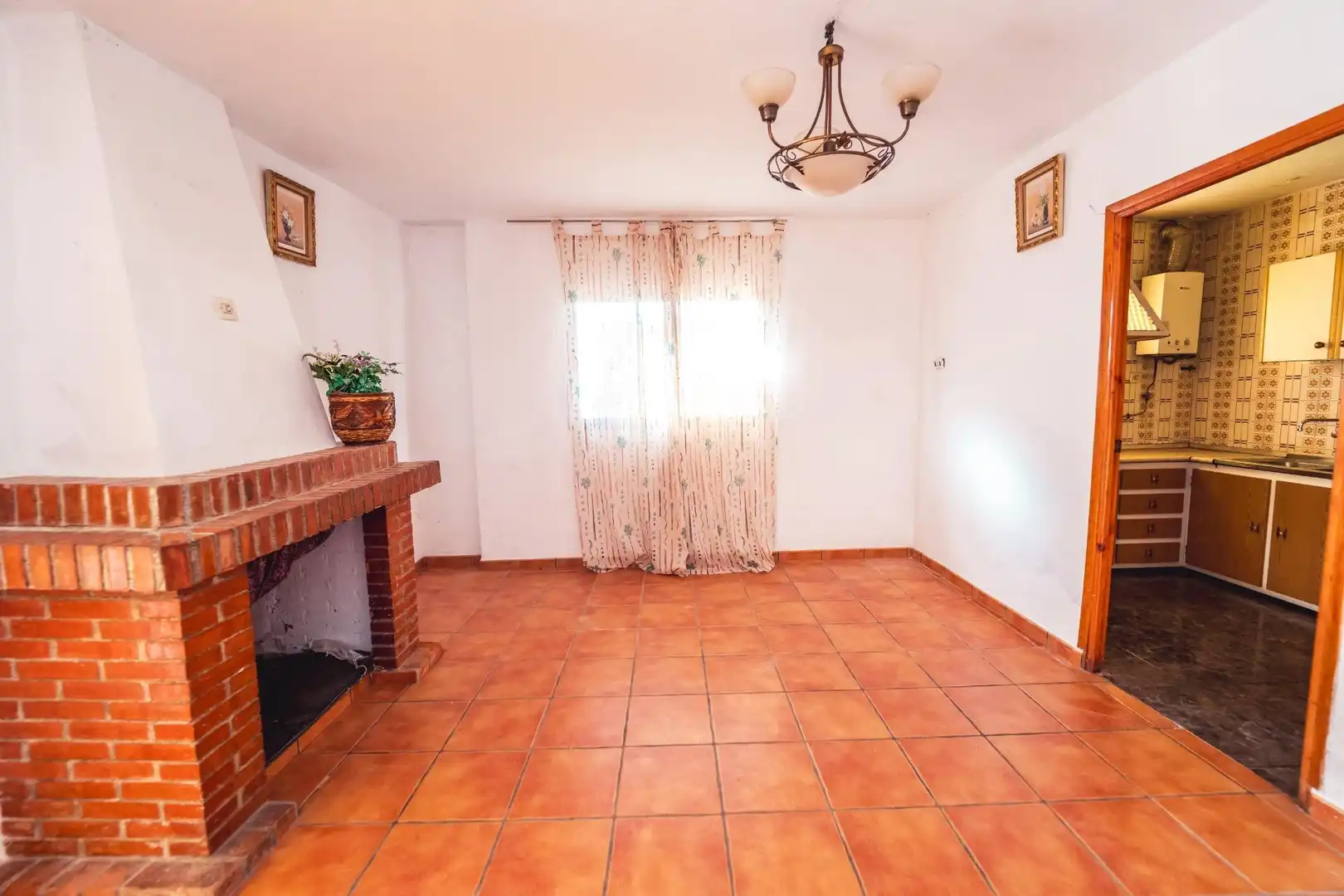 Country homes for sale in Gor