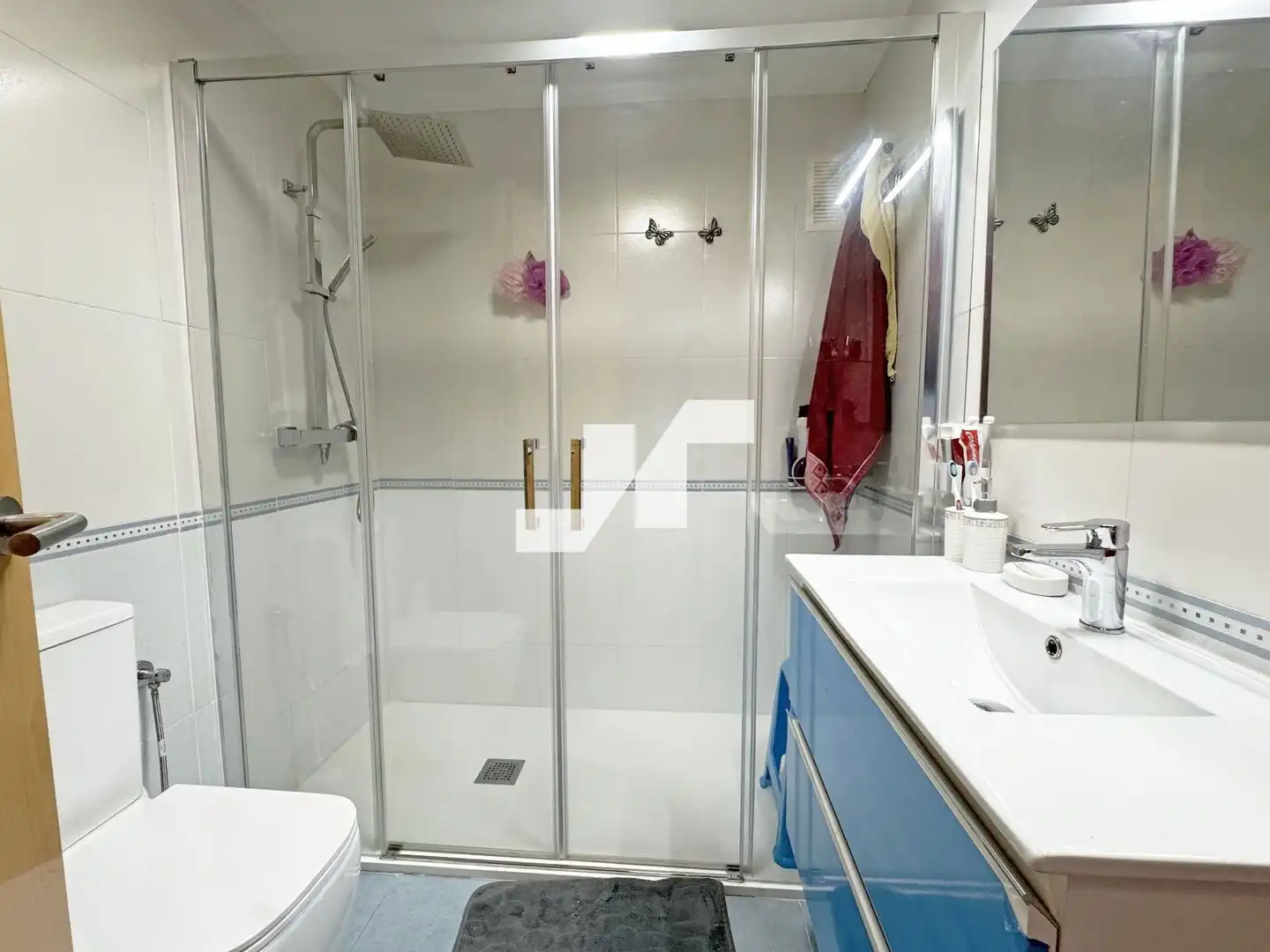 Badezimmer von Wohnung zum Verkauf in Almazora / Almassora mit Klimaanlage, Heizung und Terrasse