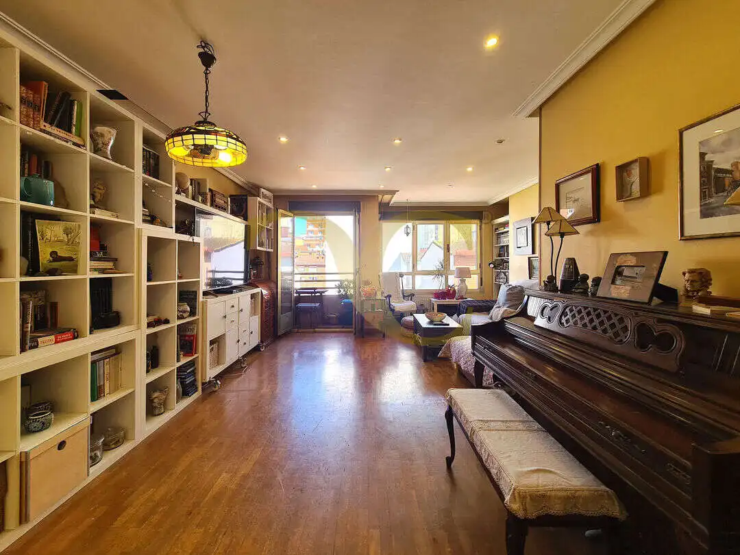 Wohnzimmer von Maisonette zum Verkauf in Gijón  mit Heizung und Terrasse