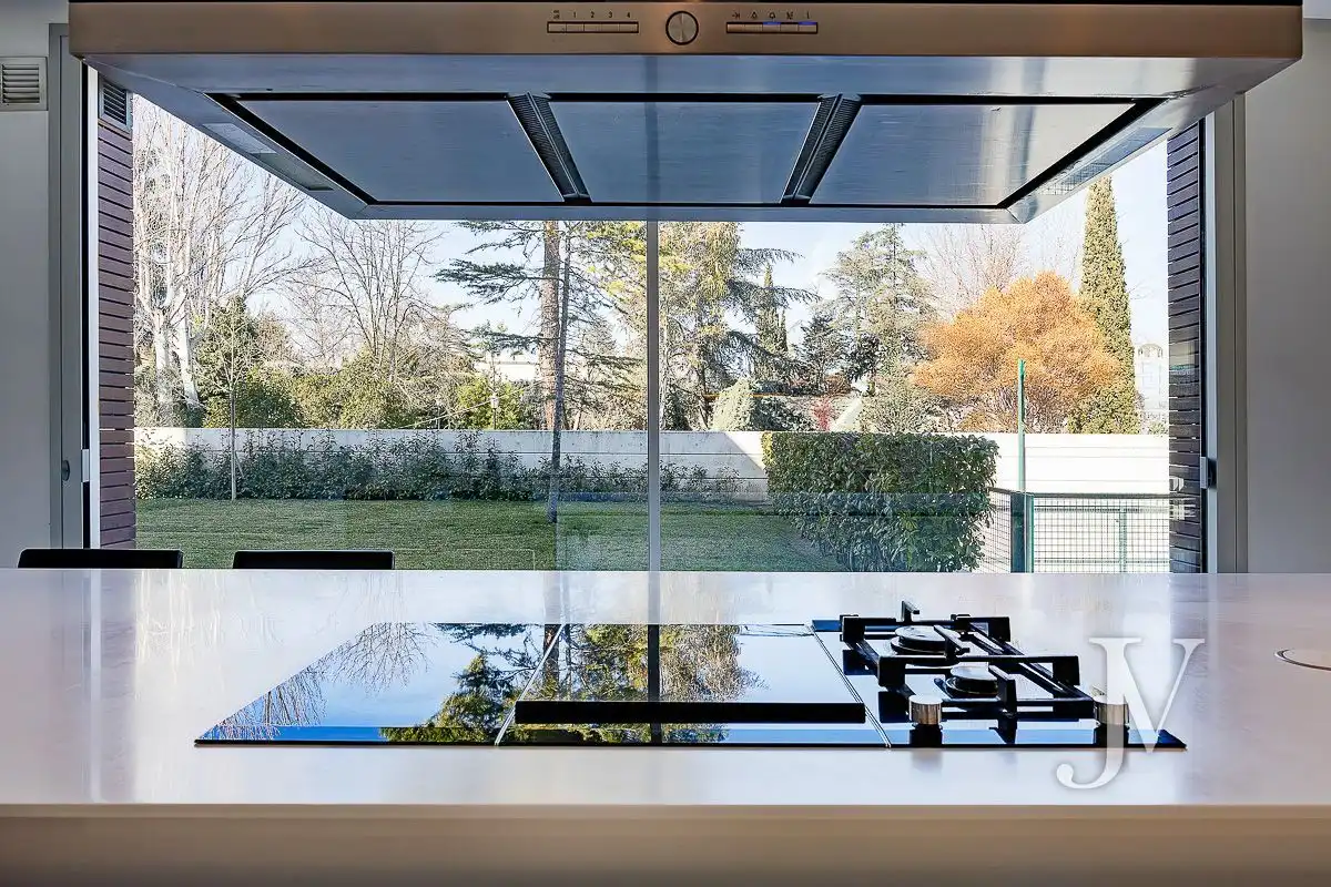 Kitchen of Houses for sale in Madrid  with Air Conditioner, Heating and Private garden