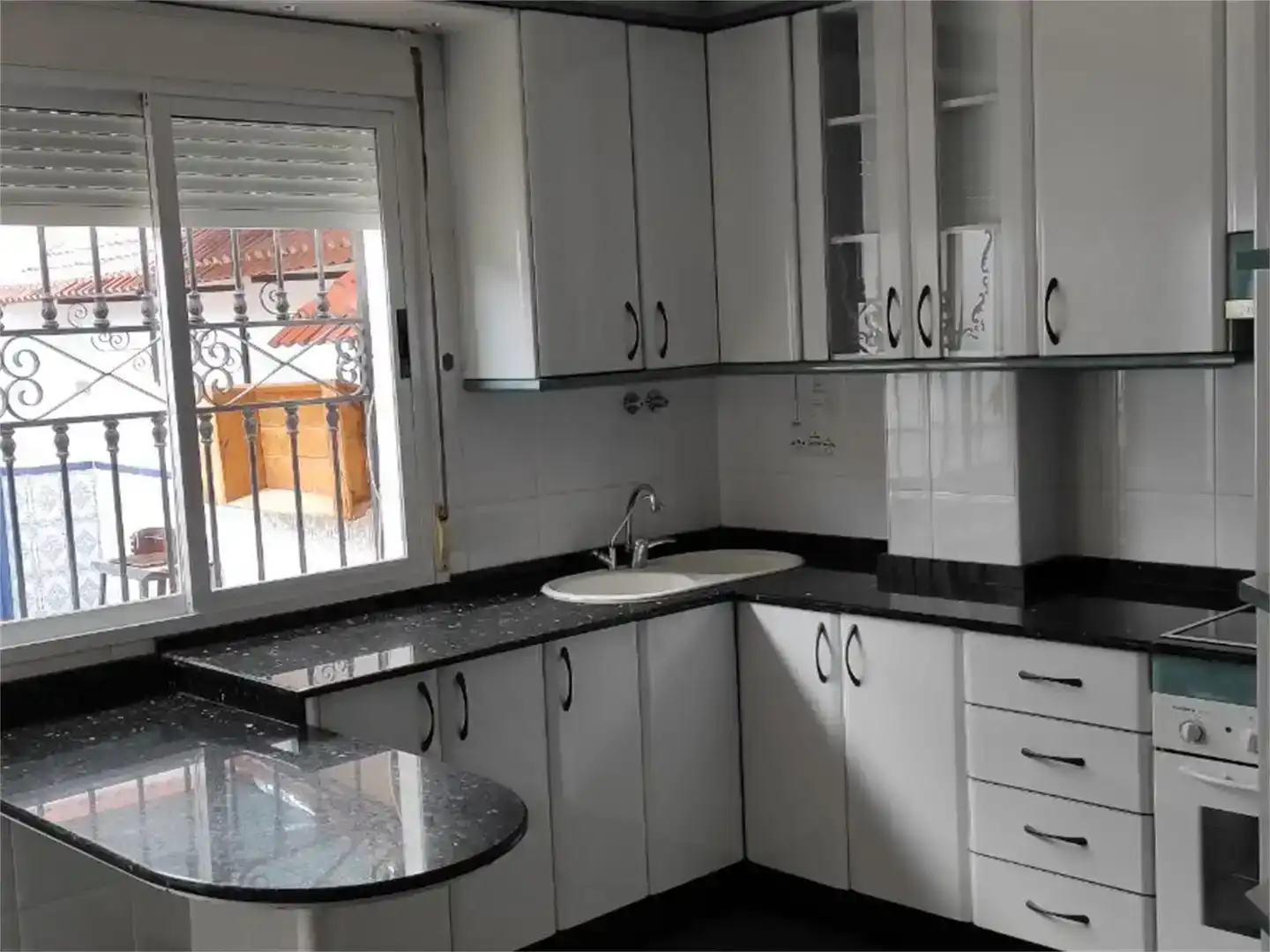 Cocina de Dúplex en venta en Hellín con Aire acondicionado, Horno y Balcón