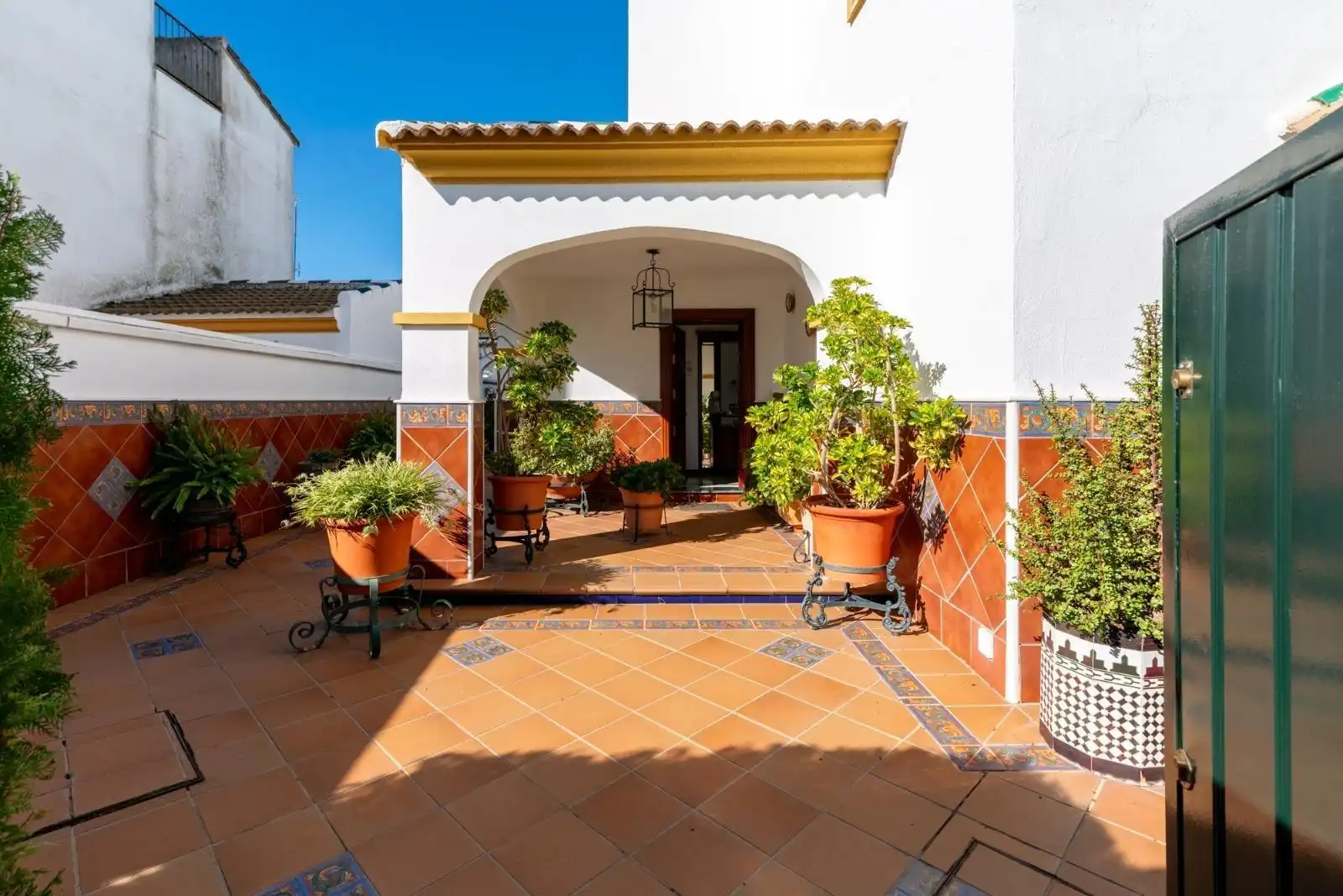 Chalet con terraza en venta en Sanlúcar la Mayor, imagen 76