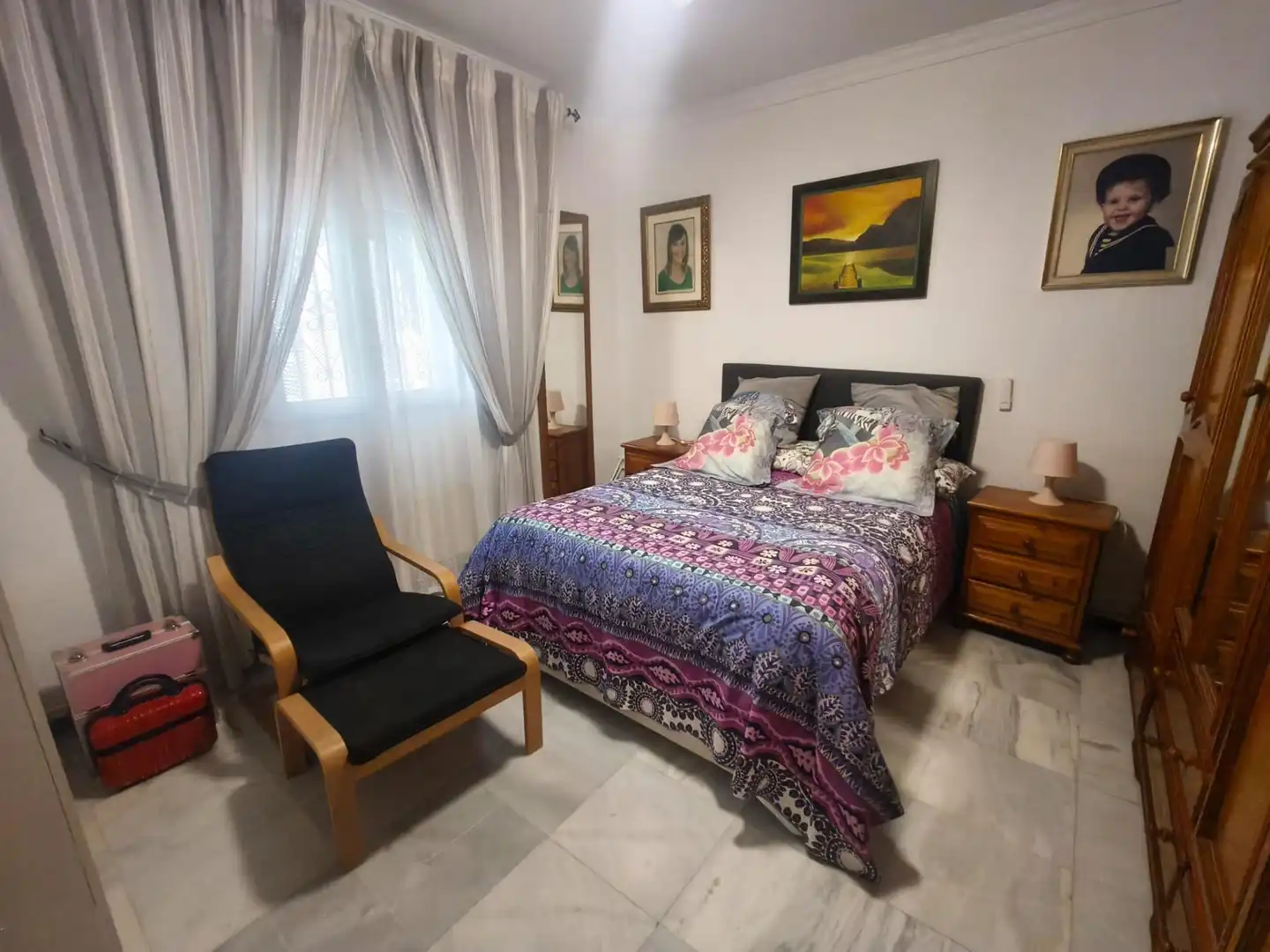 Dormitori de Casa o xalet en venda en Chiclana de la Frontera amb Aire condicionat, Jardí privat i Traster