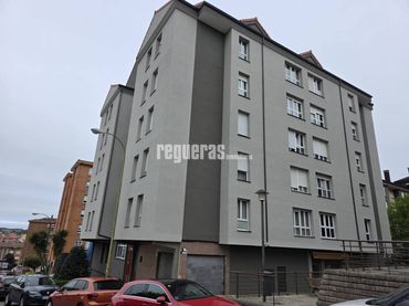 Pis amb ascensor en venda a Calle Santa Cecilia