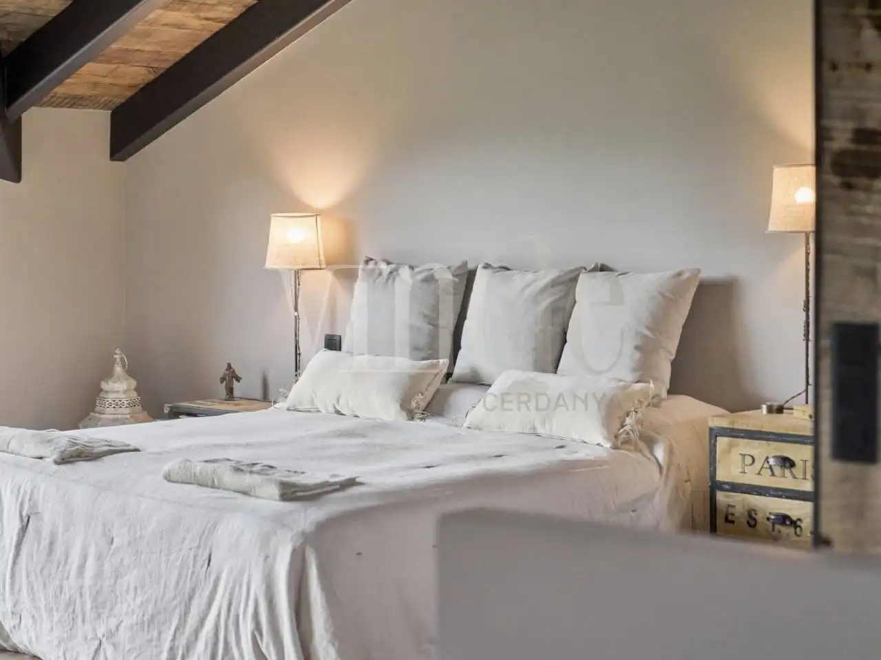 Dormitori de Casa o xalet en venda en Puigcerdà amb Calefacció, Jardí privat i Parquet