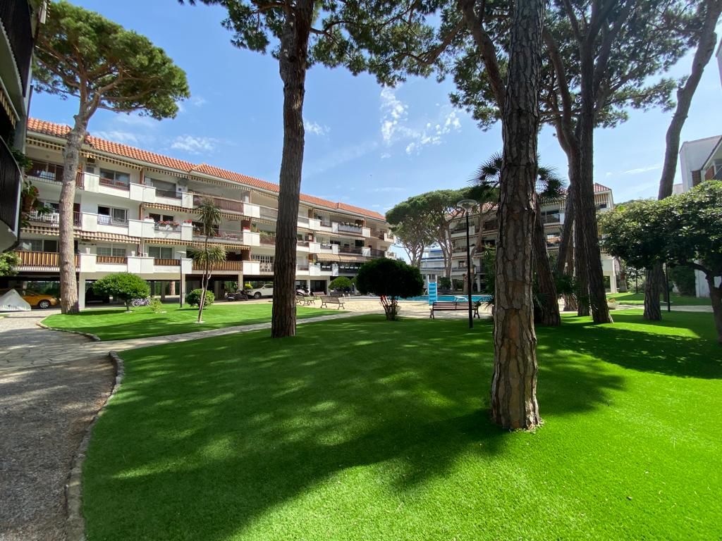 Vista exterior de Pis de lloguer en Castelldefels amb Aire condicionat, Calefacció i Parquet