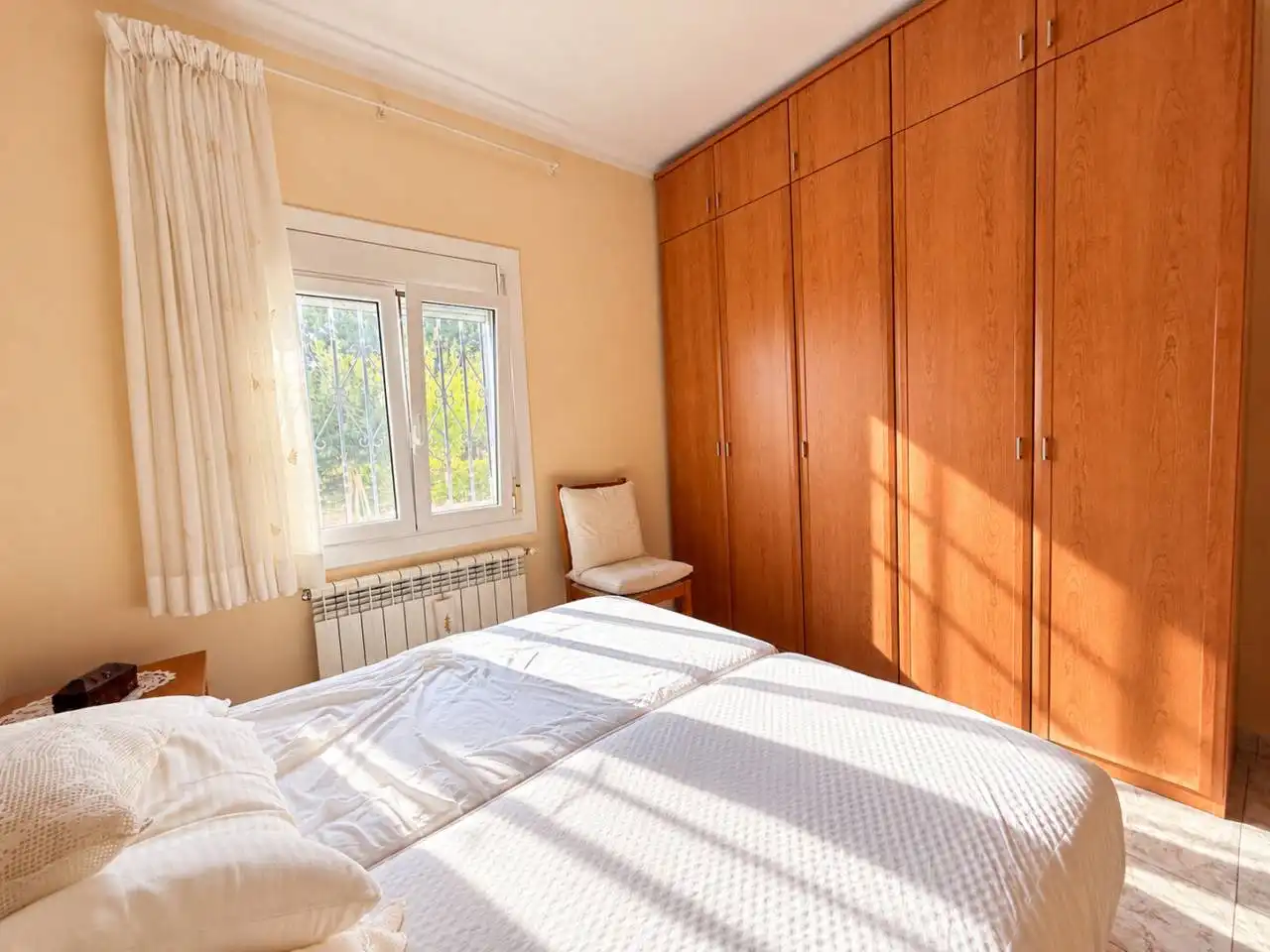 Bedroom of Houses for sale in Tordera pueblo