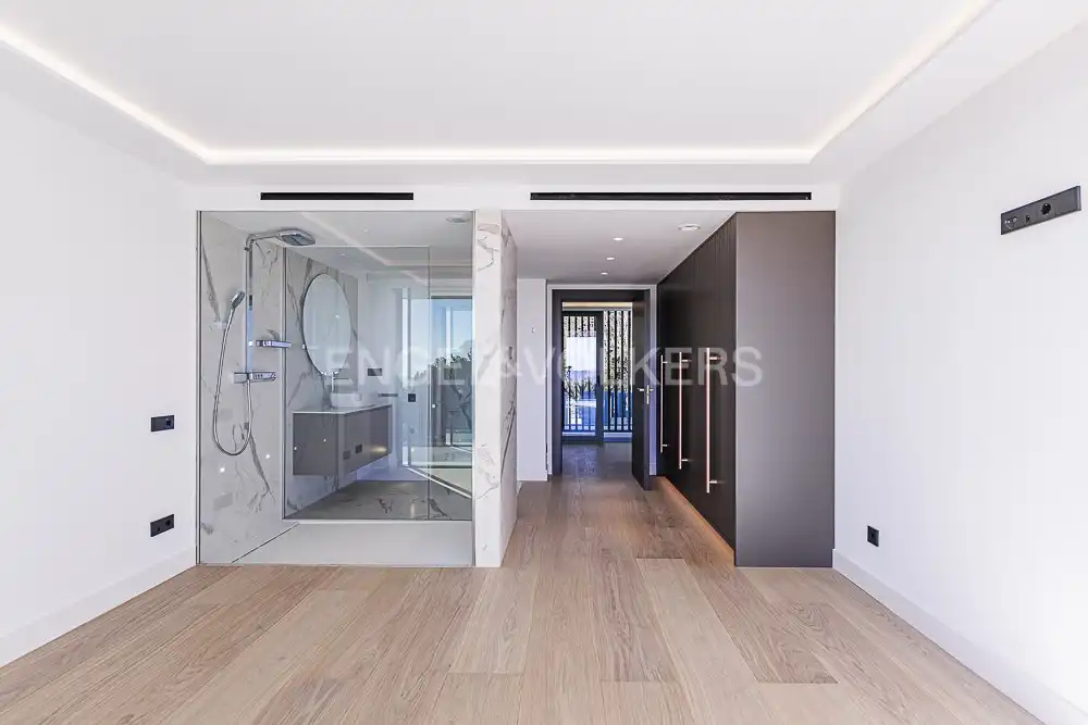 Baño de Casa o chalet en venta en Barcelona con Aire acondicionado, Calefacción y Jardín privado