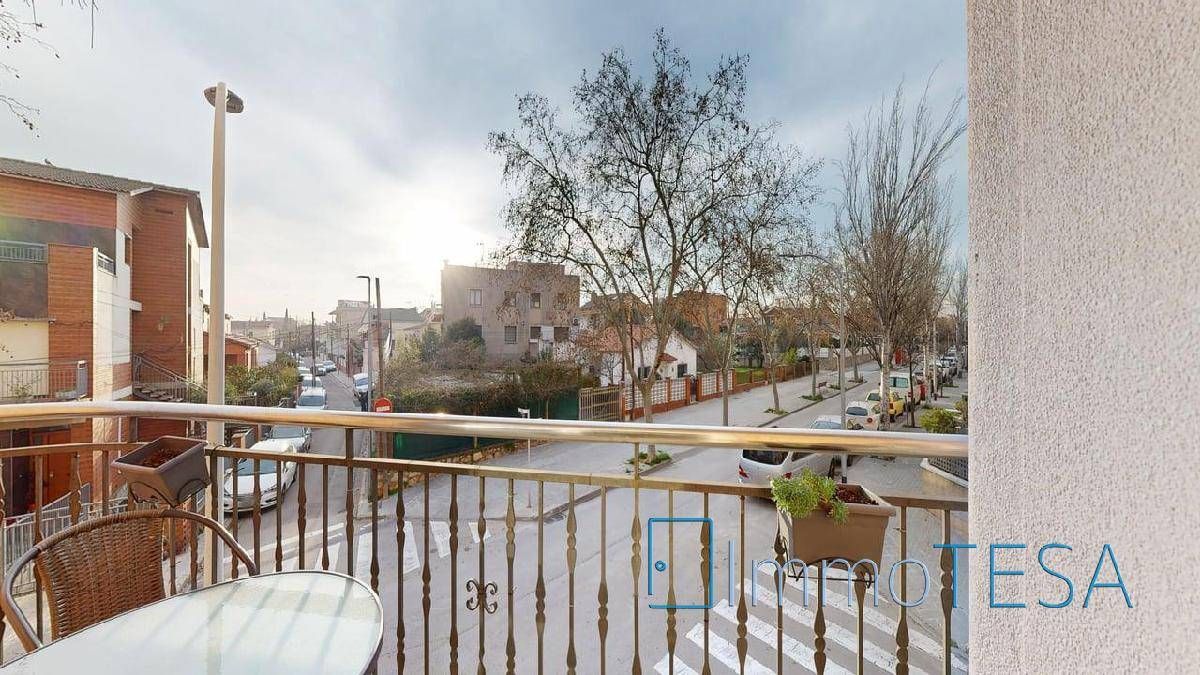 Exterior view of Flat for sale in Barberà del Vallès  with Balcony