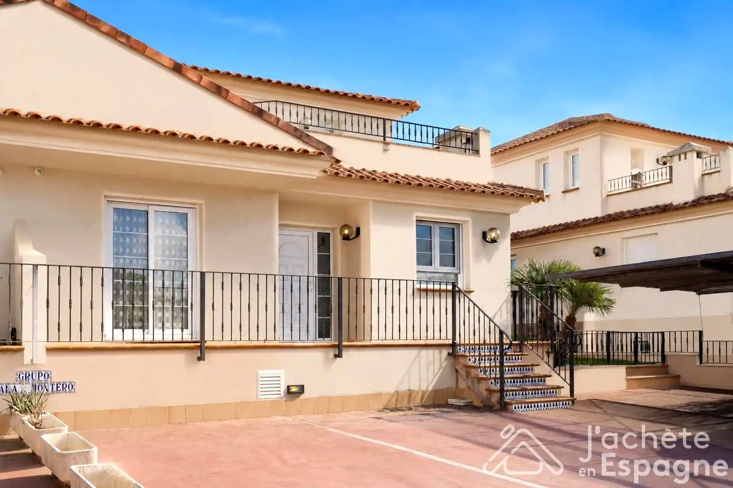 Casa bifamiliare con piscina in vendita a Calle Barcelona, imagen 23