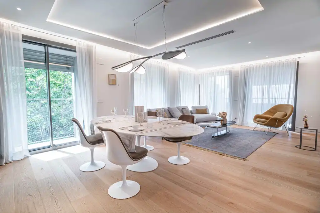 Living room of Apartments for sale in Barcelona  with Furnished, Jacuzzi and Community pool