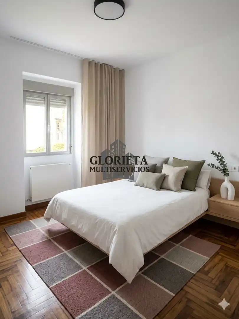Bedroom of Houses for sale in Vigo   with Heating, Parquet flooring and Terrace