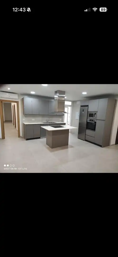 Cuina de Apartament de lloguer en Almería amb Aire condicionat, Calefacció i Terrassa
