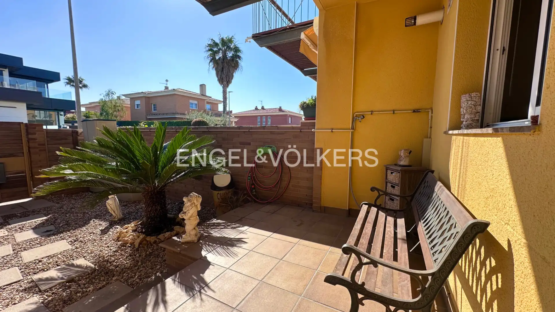 Adosado con terraza en venta en Carrer Berna 35, imagen 39