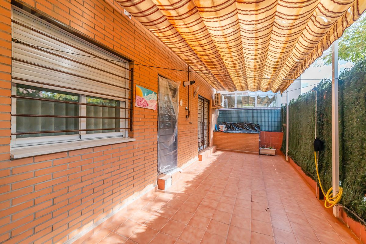 Terrace of Flat for sale in Pinto  with Air Conditioner, Terrace and Storage room