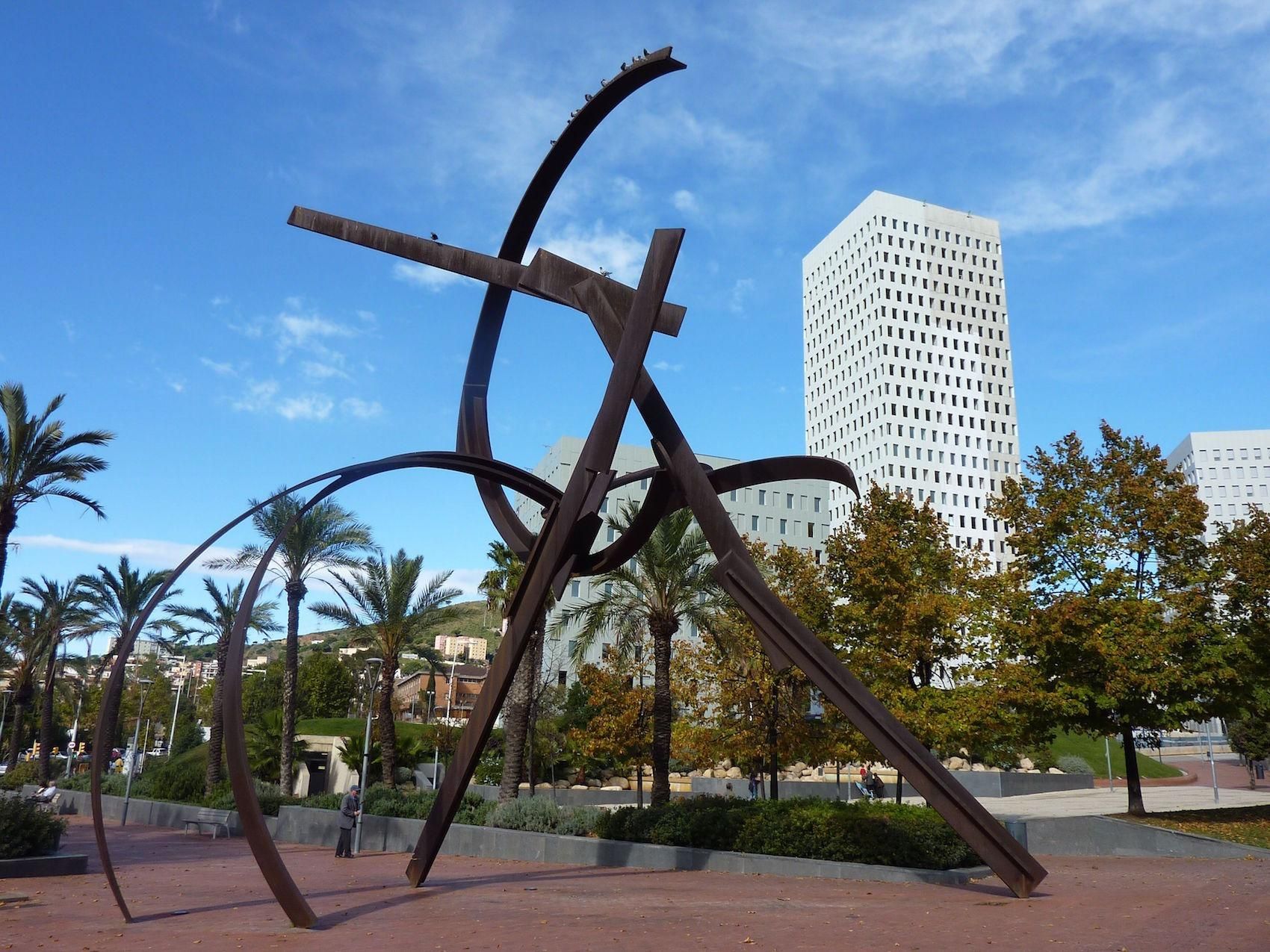 Exterior view of Building for sale in Santa Coloma de Gramenet