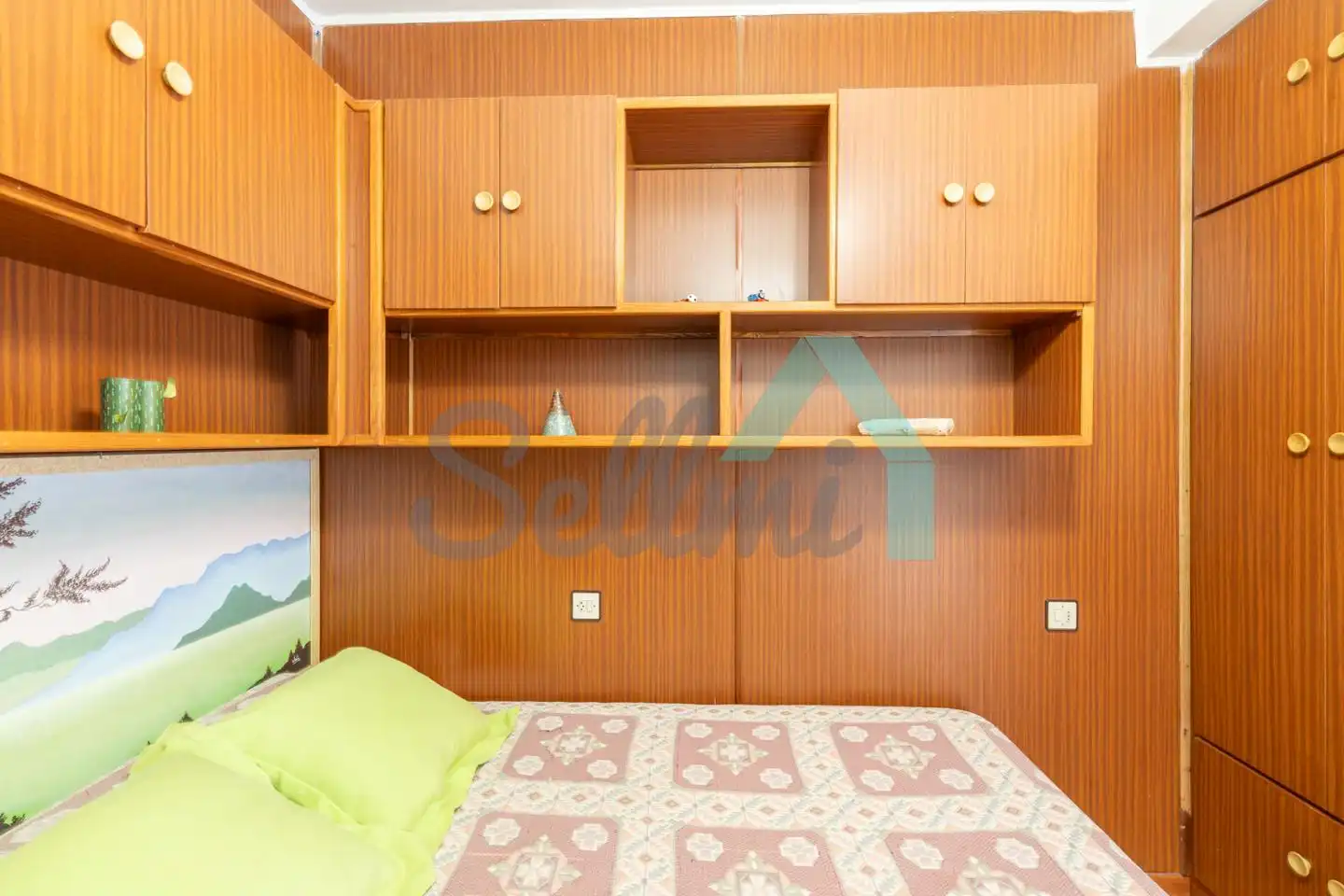 Flat for rent in Llano Ponte, Milán - Pumarín