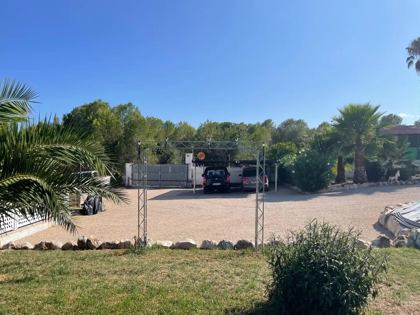 Aparcament de Finca rústica en venda en Peñíscola / Peníscola amb Calefacció, Jardí privat i Terrassa