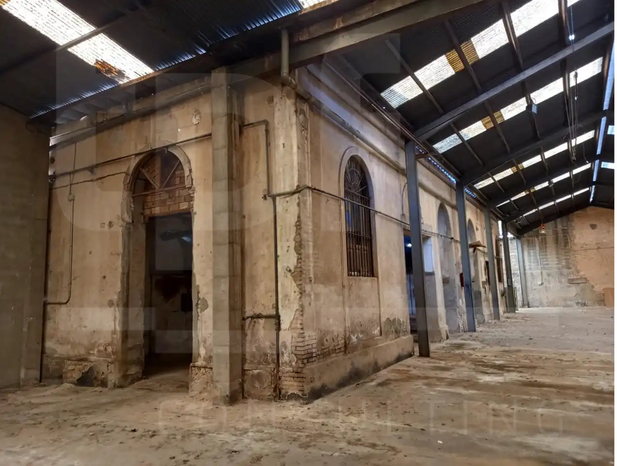 Vista exterior de Nave industrial en venta en Carcaixent