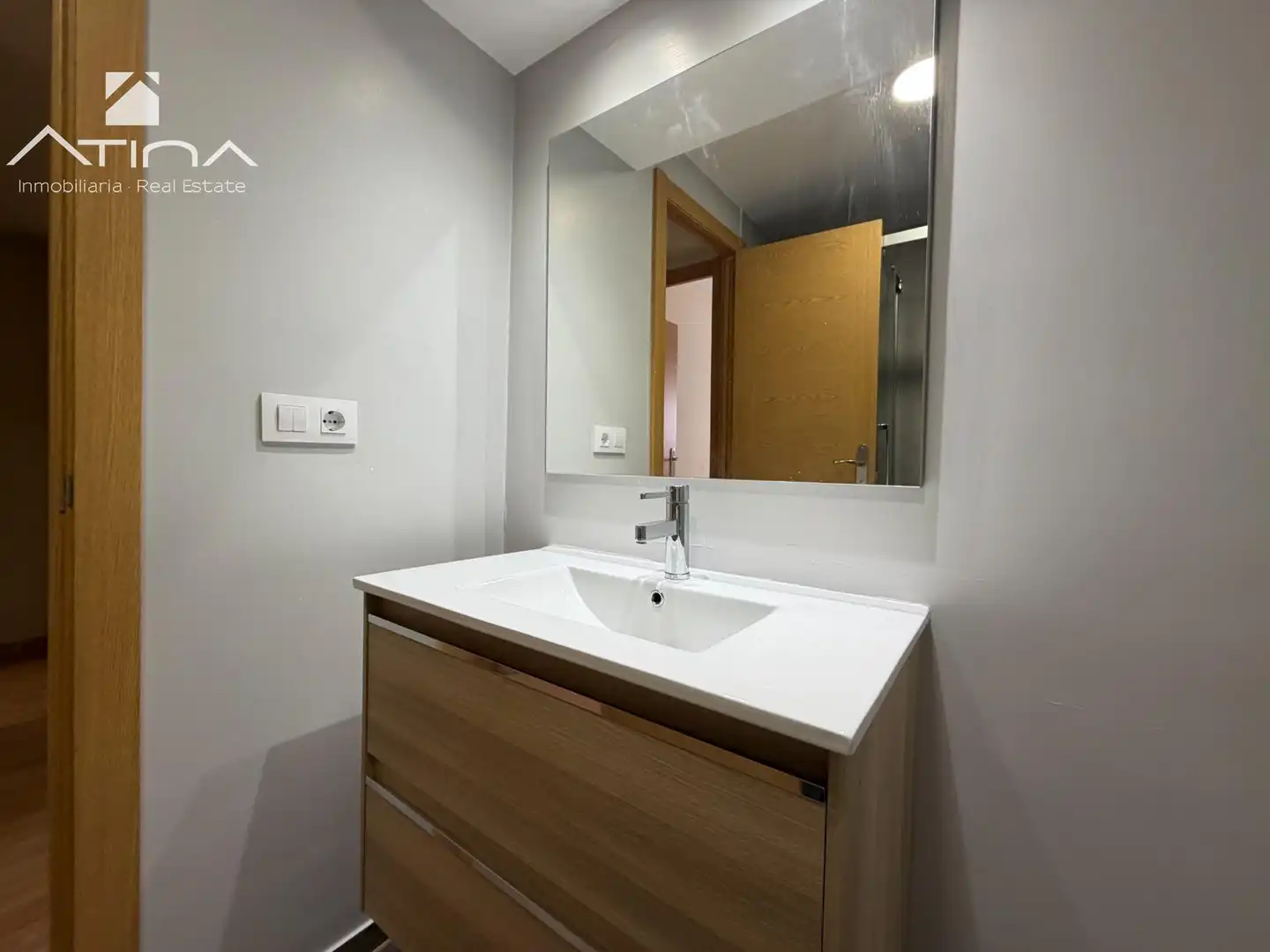 Baño de Piso en venta en Gandia con Aire acondicionado, Calefacción y Terraza