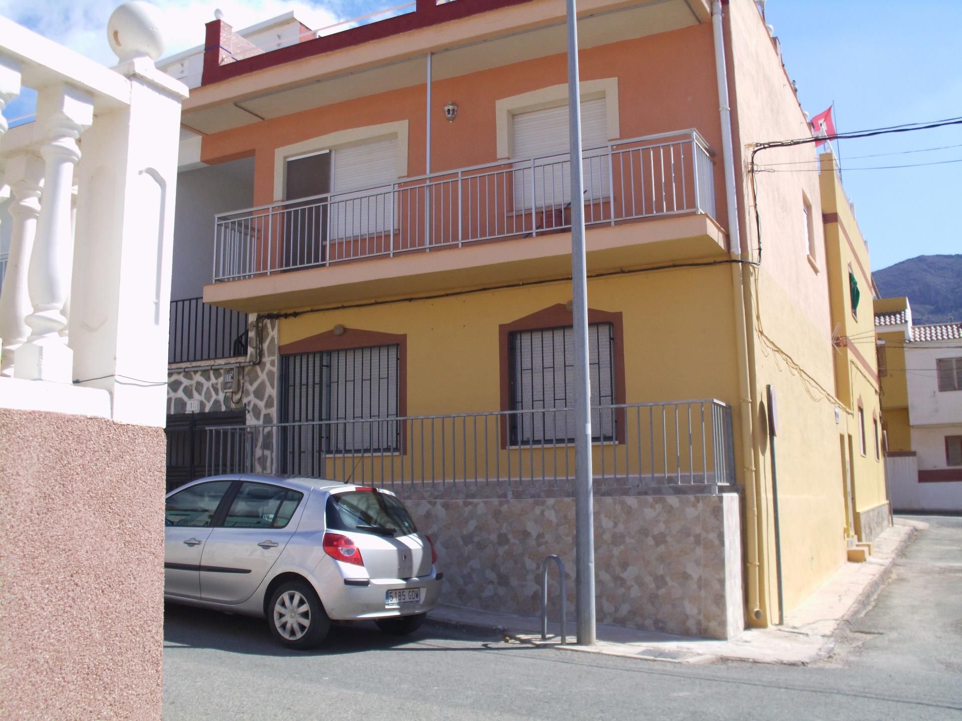 Planta baja to rent in Perín