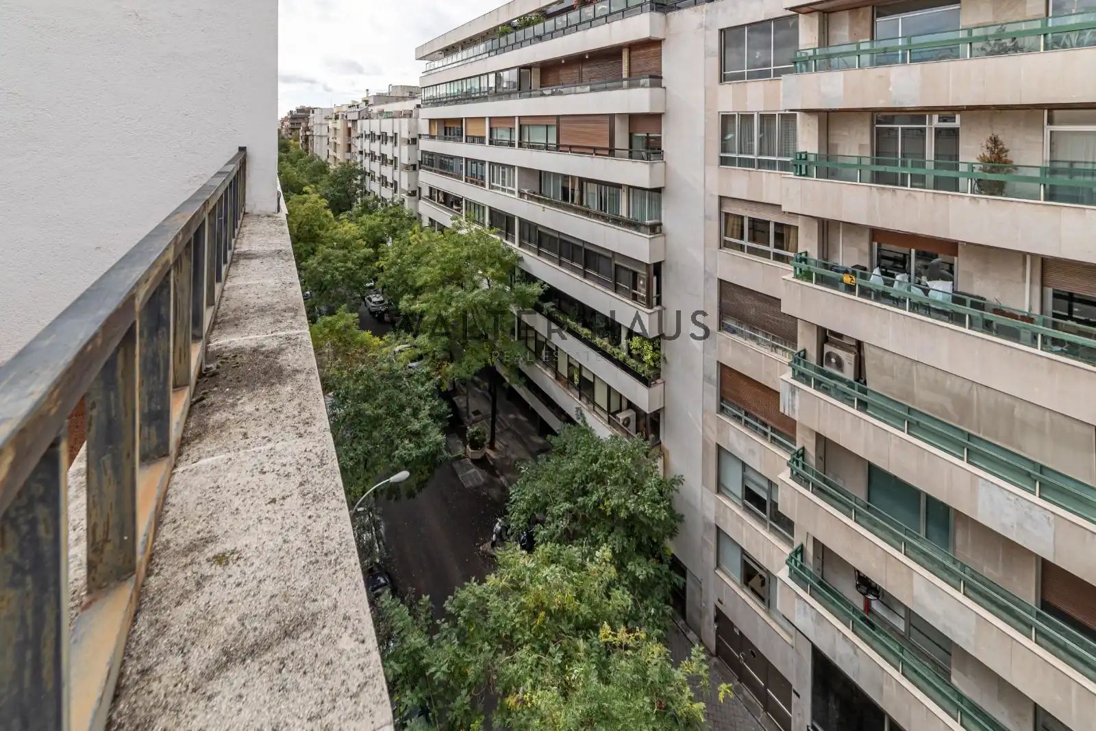 Vista exterior de Àtic en venda en Madrid amb Calefacció, Terrassa i Traster