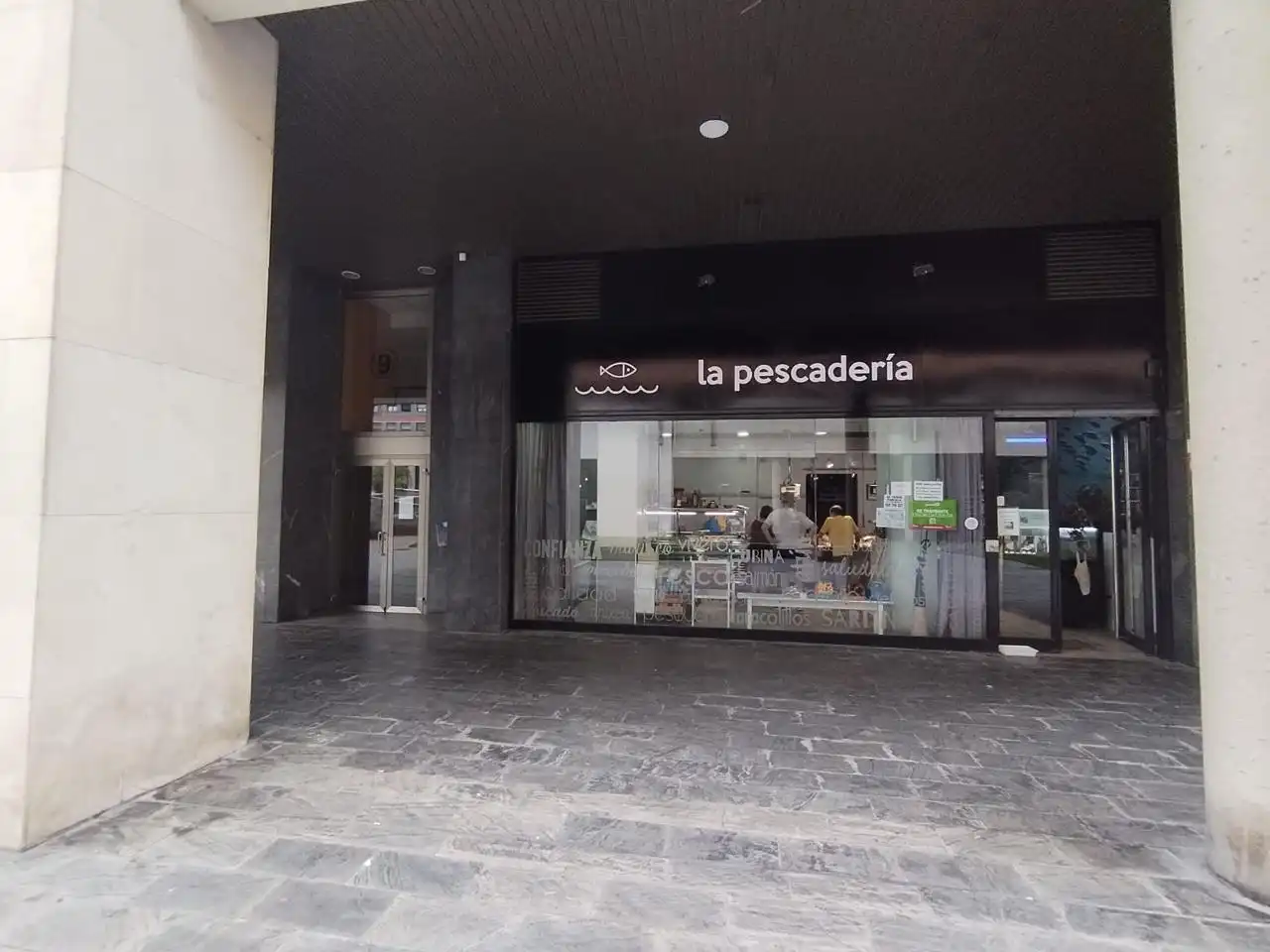 Local en traspas en Barakaldo  amb Aire condicionat