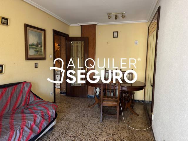 Piso en Alquiler en Roger de Flor en La Bozada – Parque Delicias