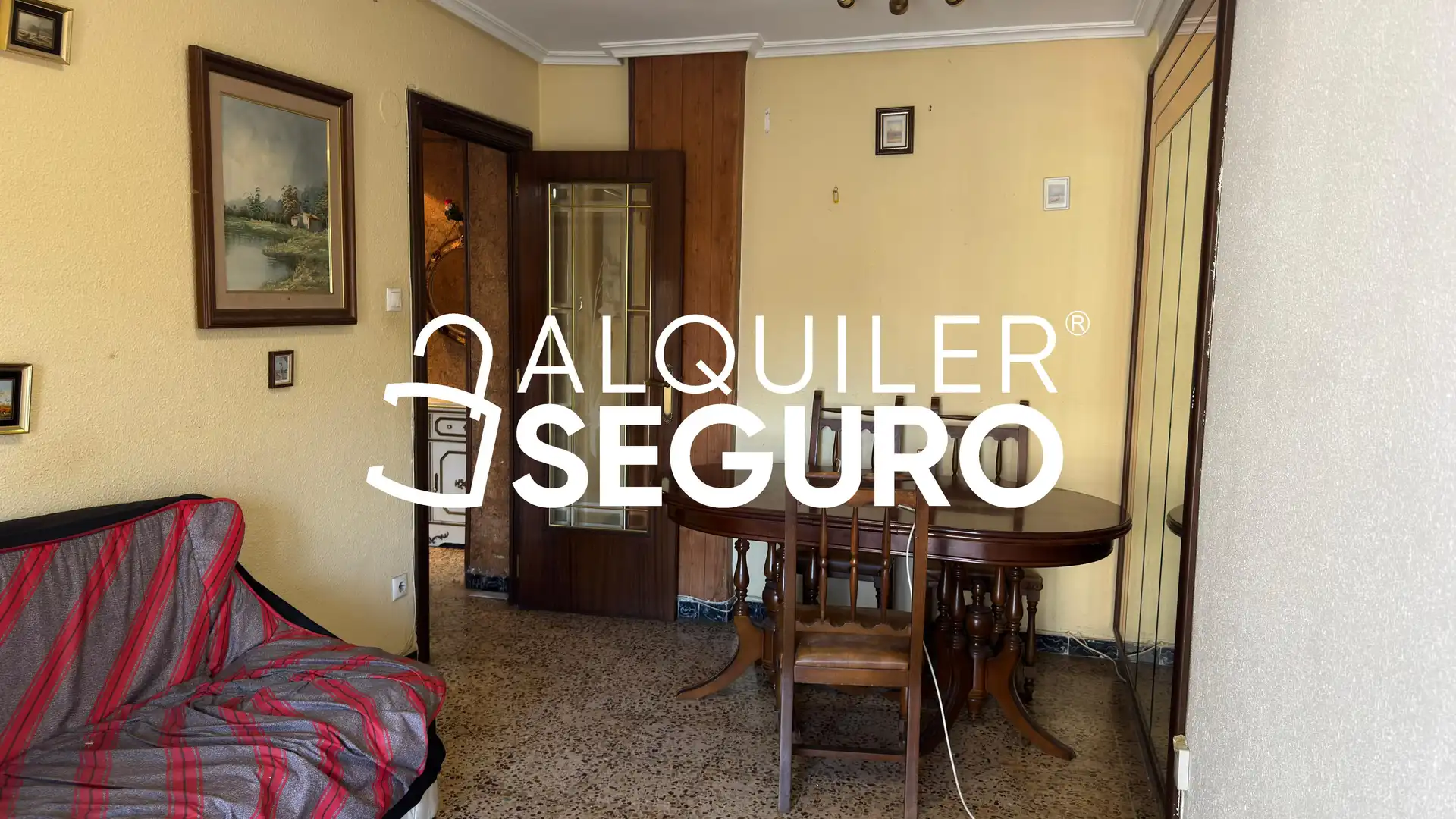 Habitación de Piso de alquiler en  Zaragoza Capital con Calefacción, Terraza y Amueblado