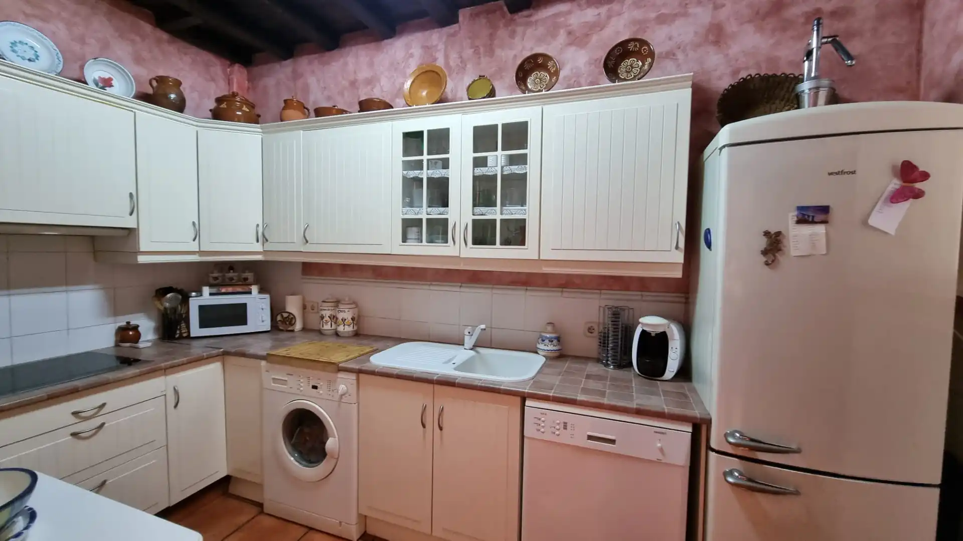 Cocina de Finca rústica en venta en Urda con Aire acondicionado