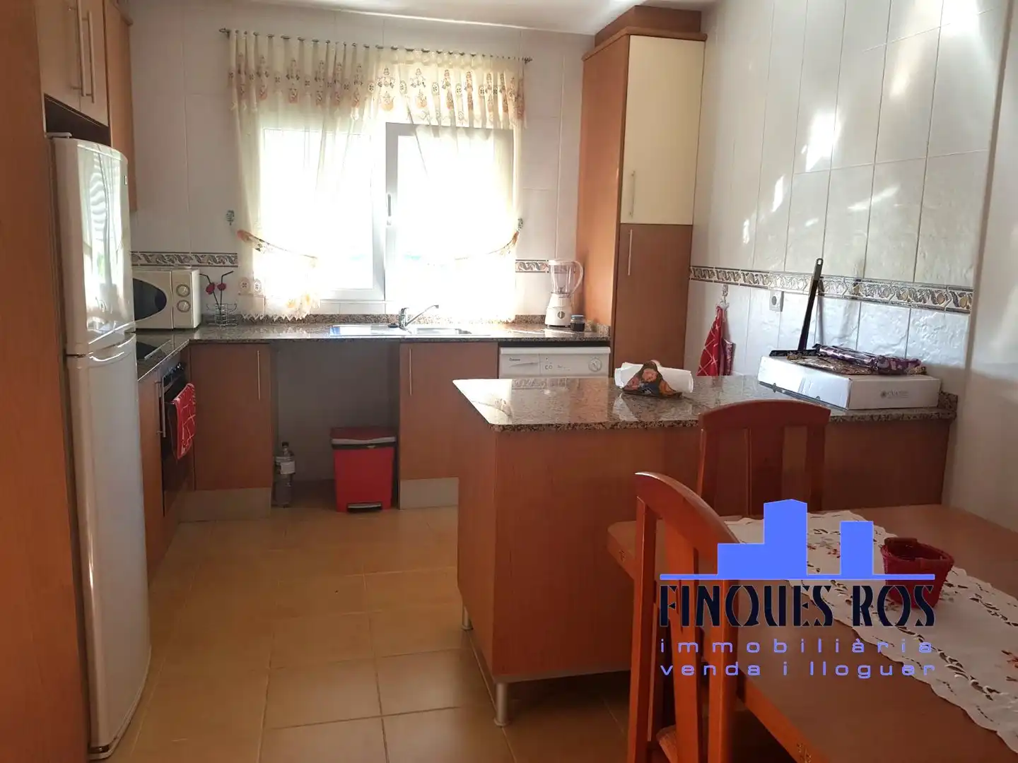 Cuina de Apartament en venda en Vinaròs amb Aire condicionat, Terrassa i Moblat