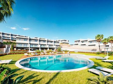 Detached house with pool for sale in Balcón de Finestrat - Terra Marina
