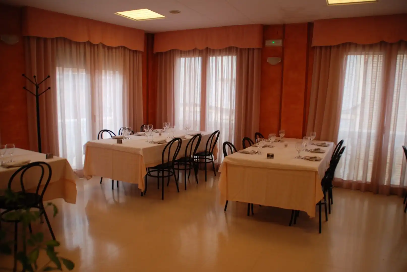 Local en venta en Binaced con Aire acondicionado
