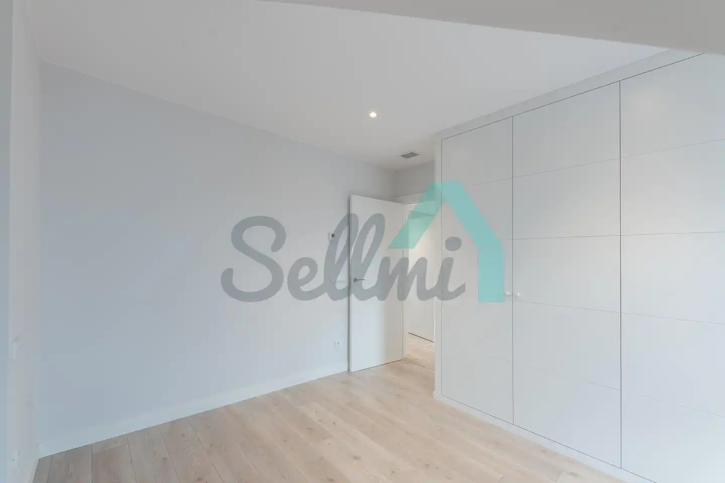 Attic for rent in Rendueles Llanos, Ceares