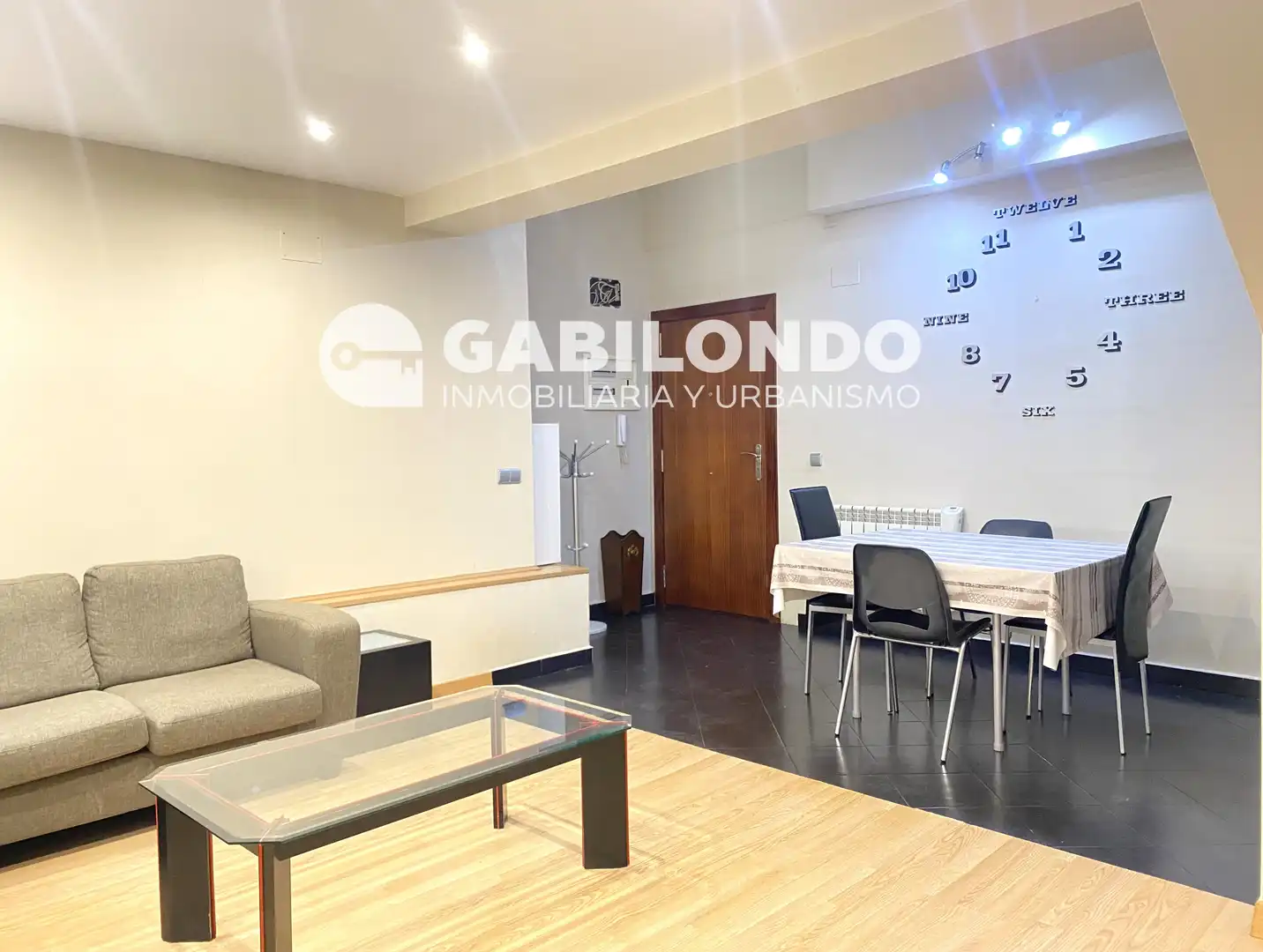 Local en venta en Elgoibar con Calefacción, Amueblado y Internet