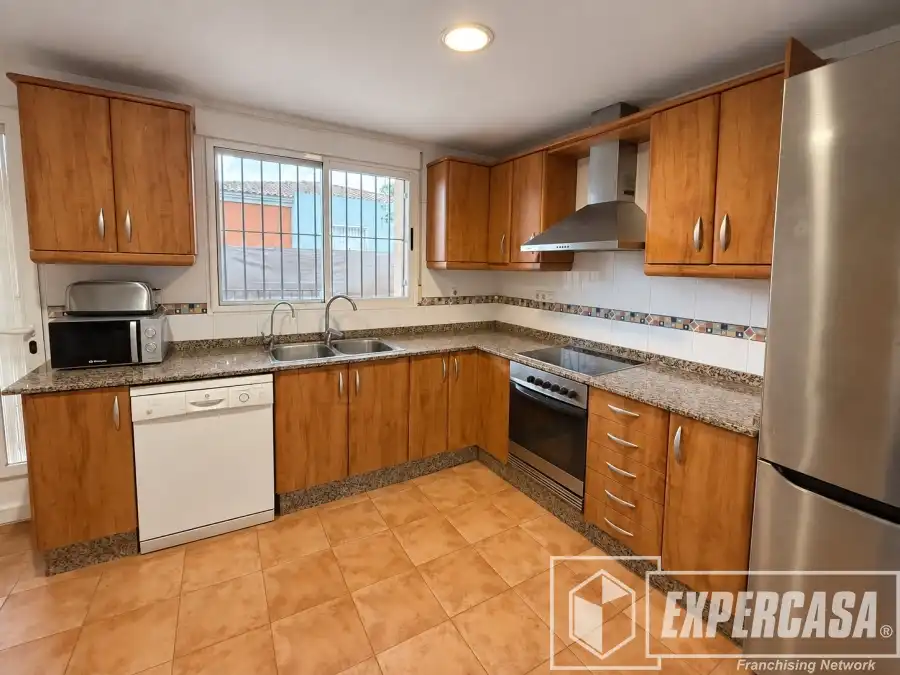 Chalet con piscina en venta en Casco Antiguo, imagen 10