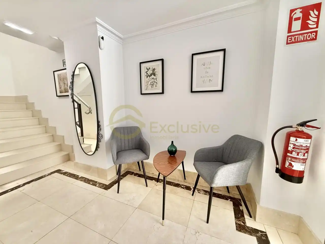 Sala de estar de Casa o chalet en venta en Avilés con Calefacción, Parquet y Trastero