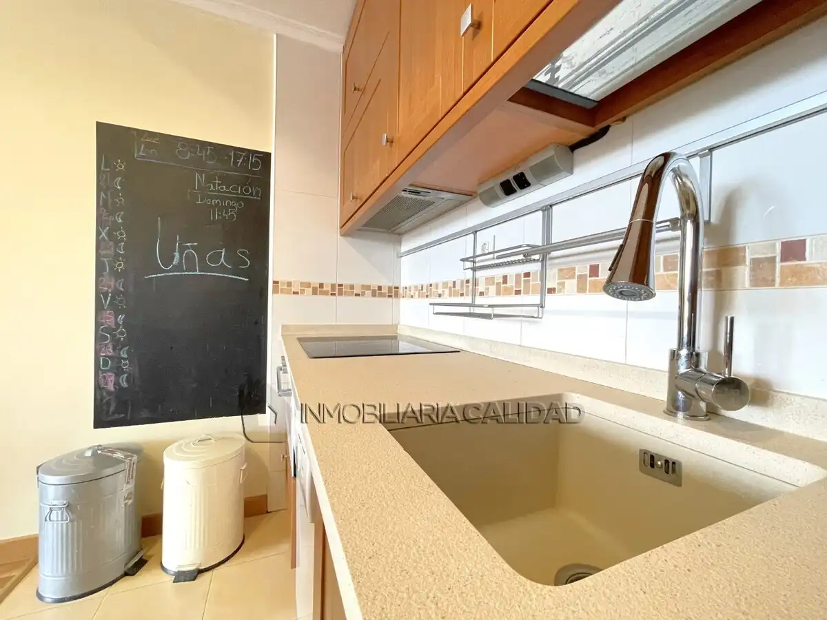 Küche von Wohnung zur Miete in Burgos mit Heizung, Terrasse und Abstellraum