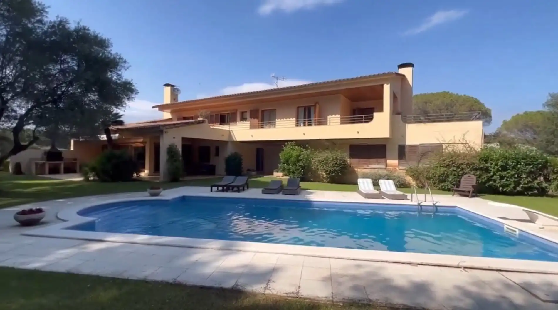 Chalet con terraza en venta en Golf Costa Brava