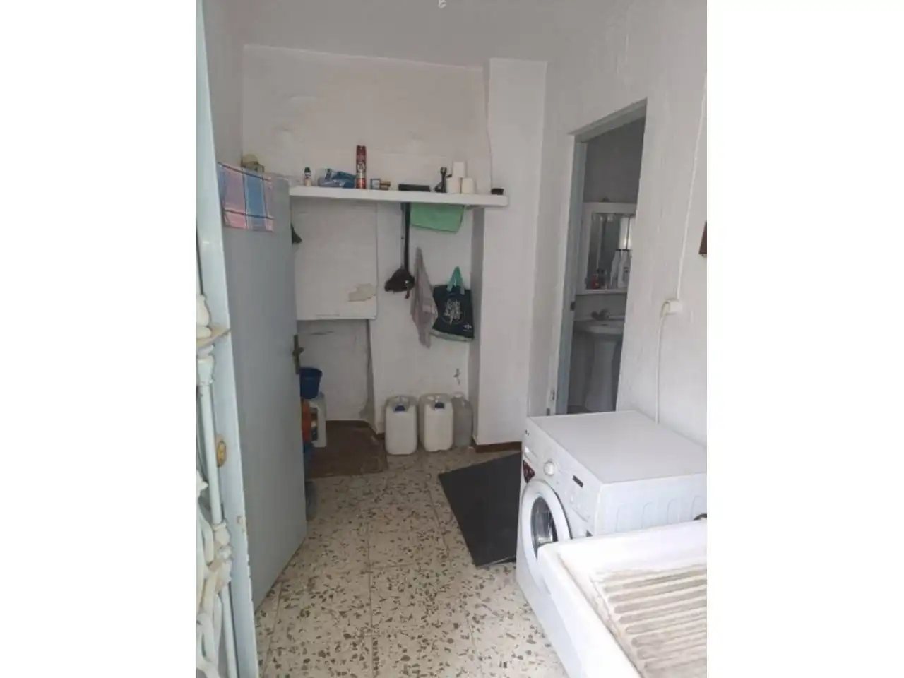Einfamilien-Reihenhaus zum Verkauf in Lucena mit Terrasse