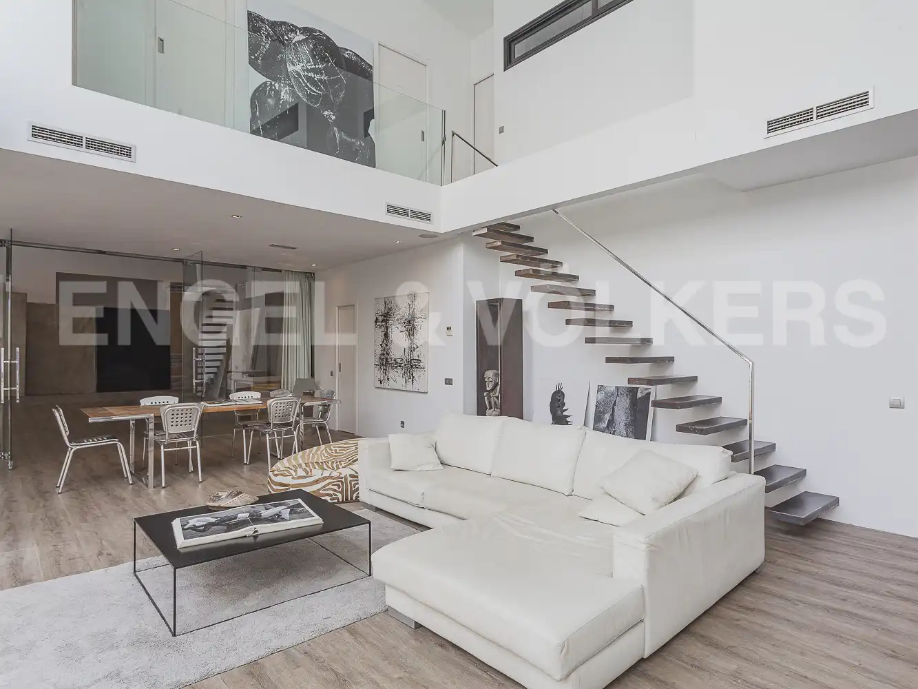 Sala de estar de Loft en venta en Barcelona con Aire acondicionado, Calefacción y Jardín privado