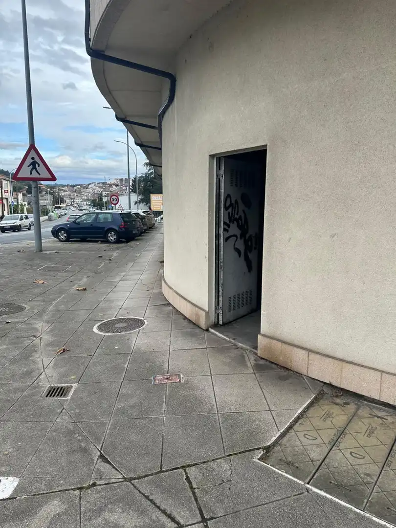 Local commercial à louer à Betanzos, imagen 9