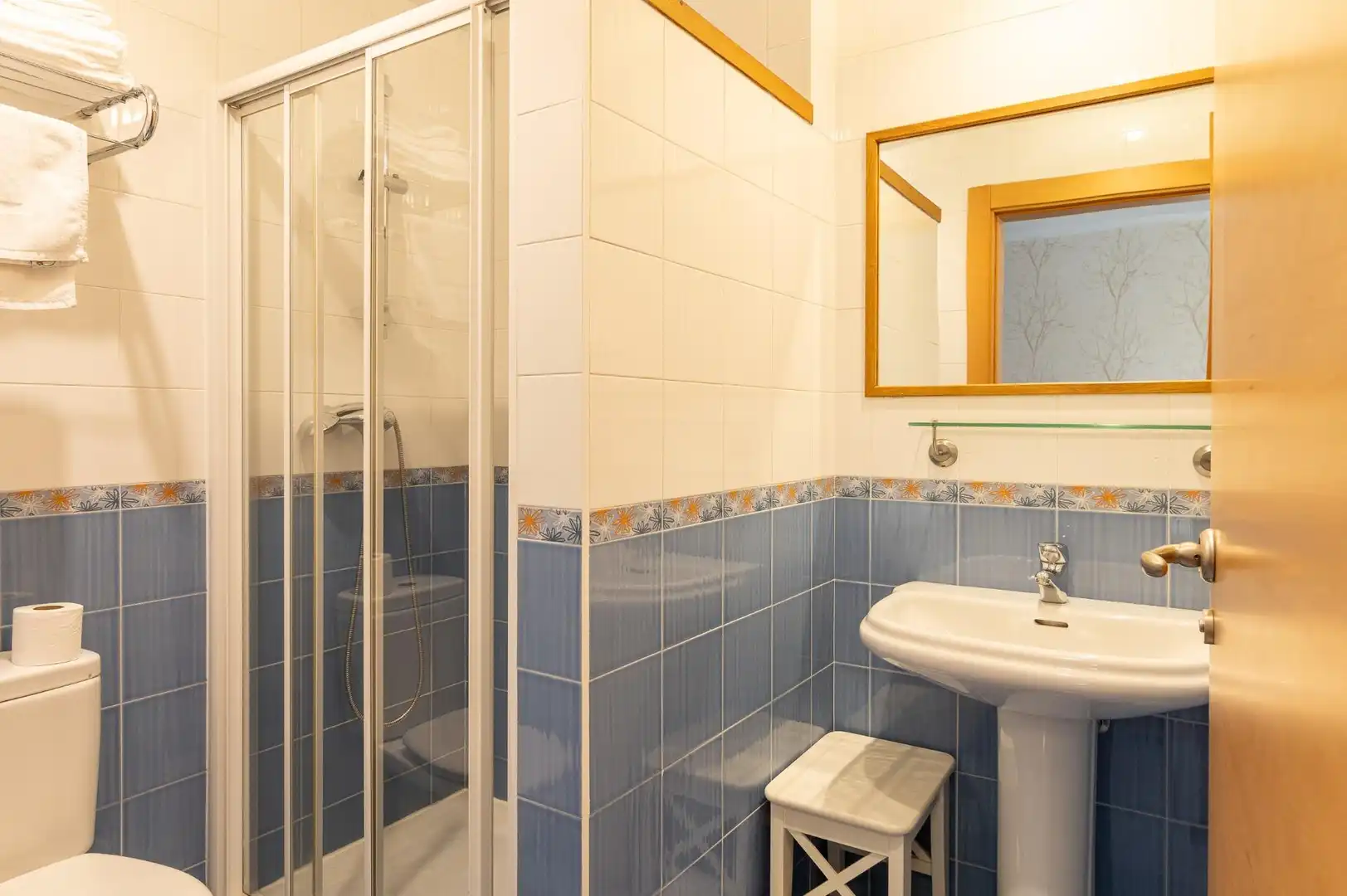 Baño de Casa o chalet en venta en Aribe con Calefacción, Jardín privado y Parquet