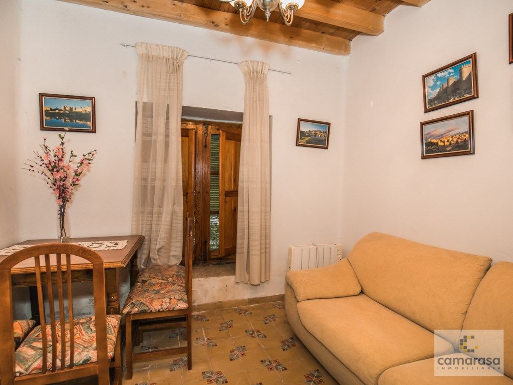 Country house for sale in Amavida