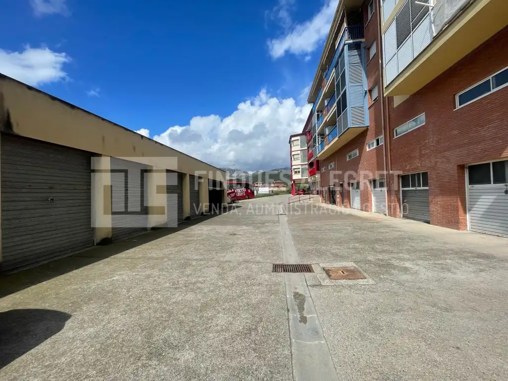Parking of Garage for sale in La Pobla de Segur