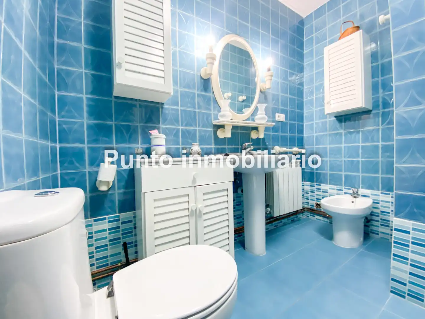 Baño de Casa adosada en venta en Tudela de Duero con Calefacción, Jardín privado y Terraza
