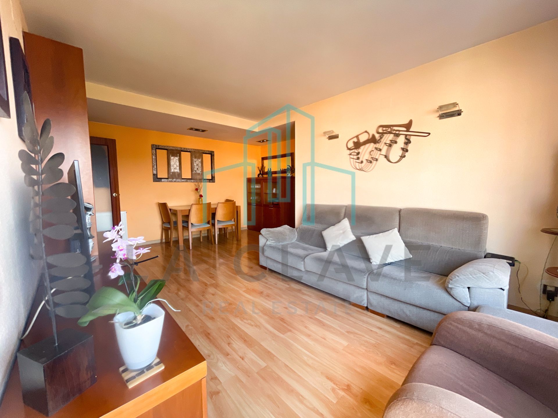 Sala d'estar de Àtic en venda en Mollet del Vallès amb Aire condicionat, Calefacció i Parquet