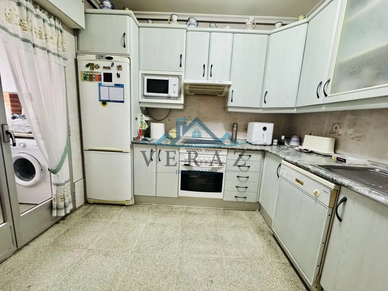 Kitchen of Houses for sale in Talavera de la Reina  with Air Conditioner, Heating and Private garden