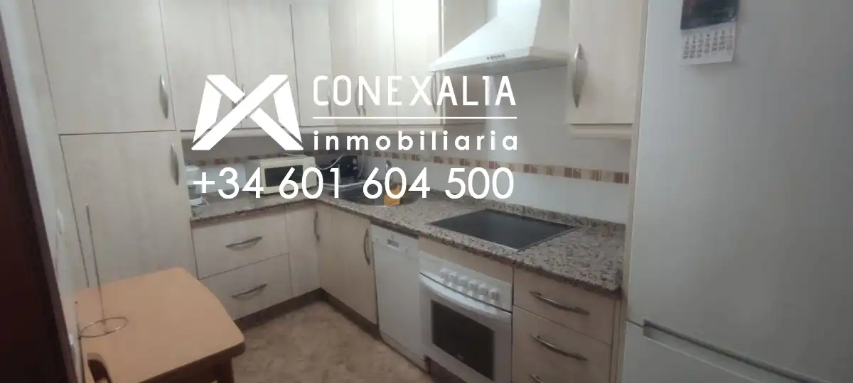 Casa amb terrassa en venda a Olvera, imagen 2