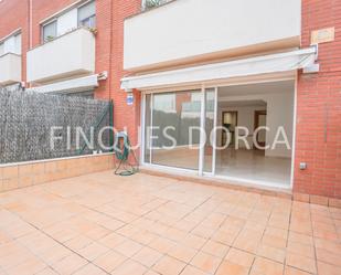 Vista exterior de Casa adosada de lloguer en Cabrils amb Calefacció, Parquet i Terrassa